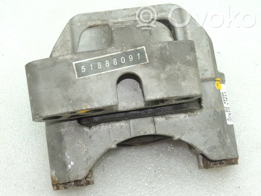 Alfa Romeo Giulietta Engine mount bracket 