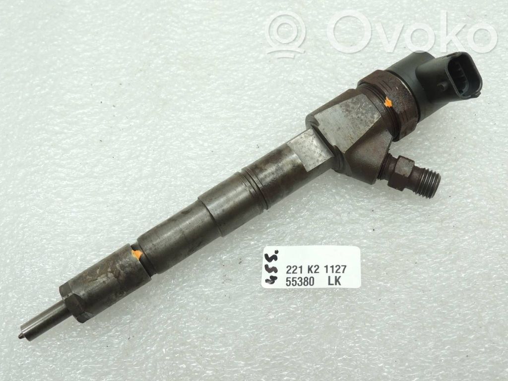 Opel Zafira C Inyector de combustible 