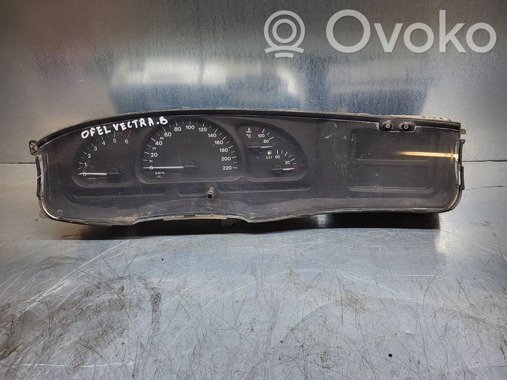 Opel Vectra B Speedometer (instrument cluster) 