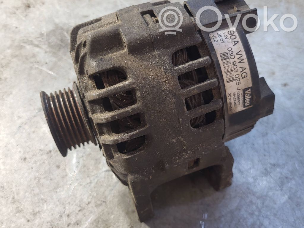 Volkswagen Polo Generator/alternator 