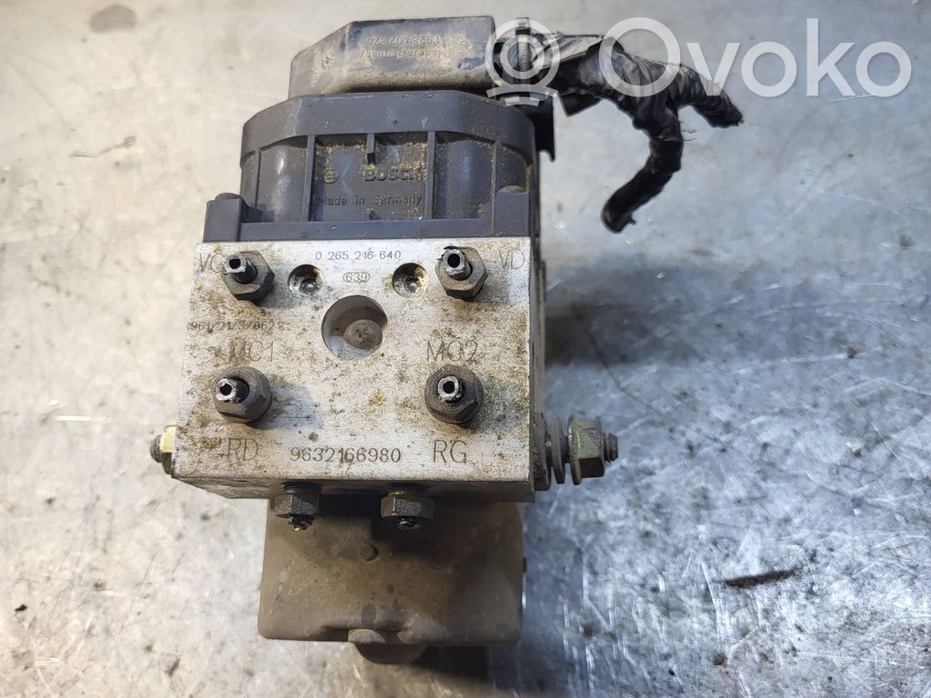 Peugeot 406 ABS Pump 