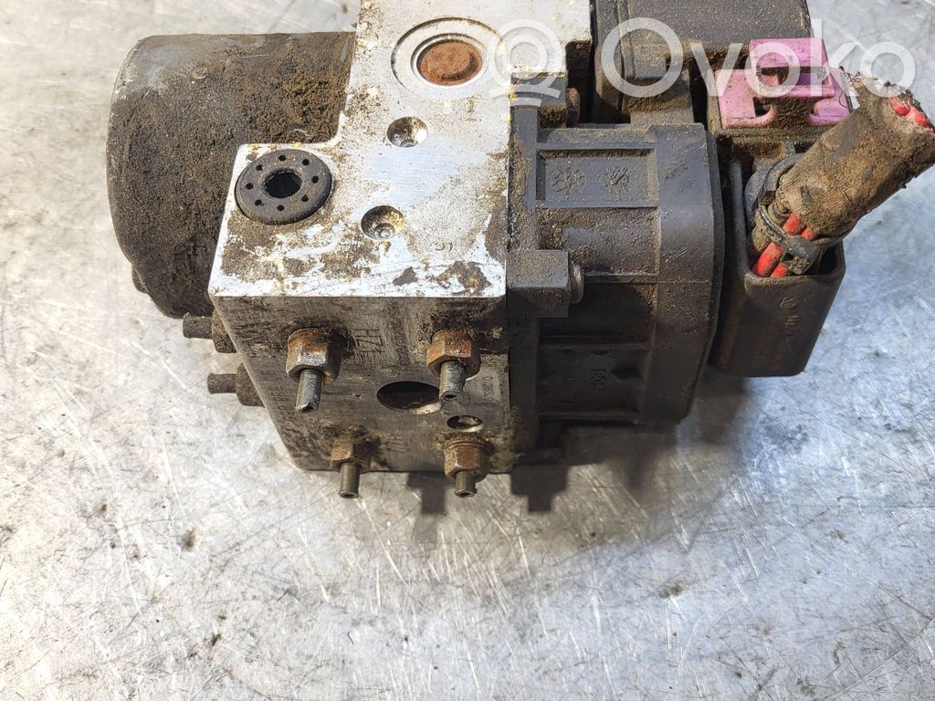 Opel Omega B1 Bomba de ABS 