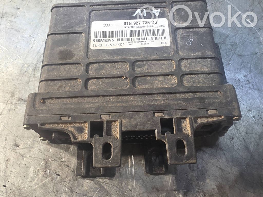 Audi A4 S4 B5 8D Gearbox control unit/module 