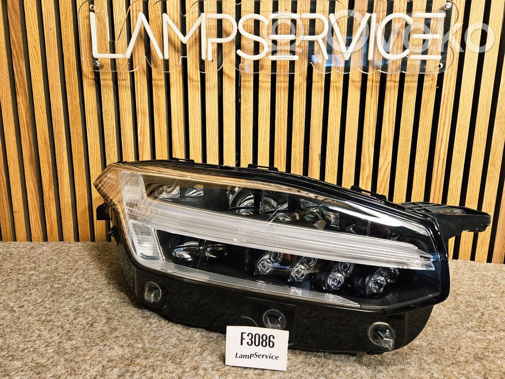 Volvo XC90 Scheinwerfer 