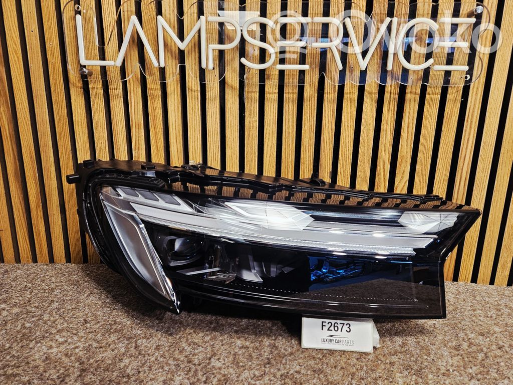 Audi Q7 4M Scheinwerfer 