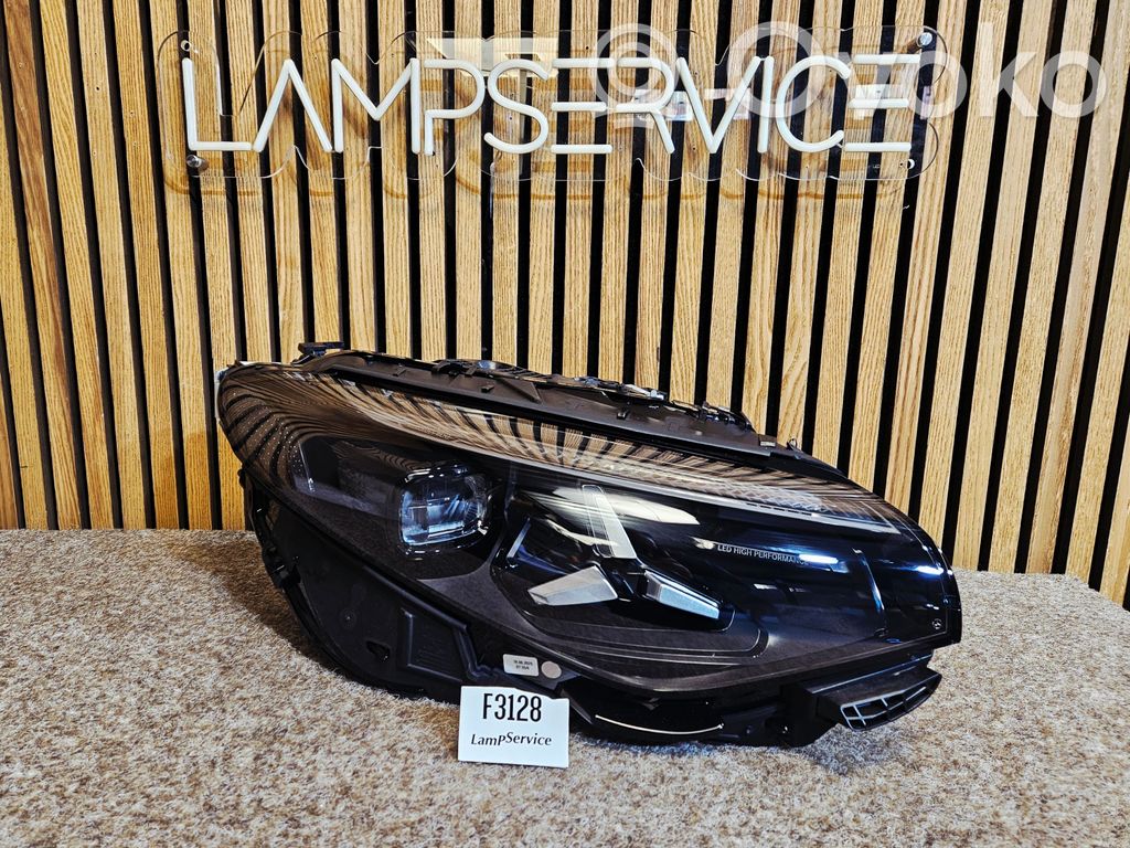 Mercedes-Benz CLA C174 C178 Lampa przednia 