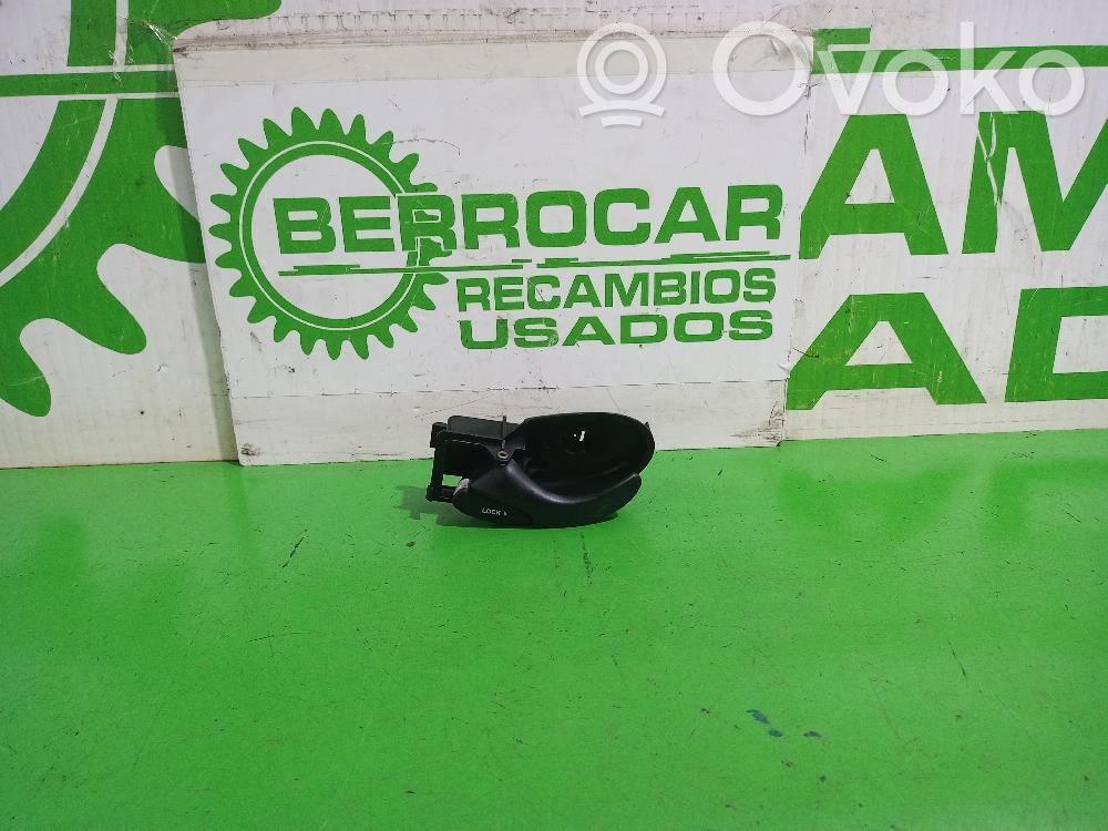 Ford Focus Manecilla interna puerta trasera 