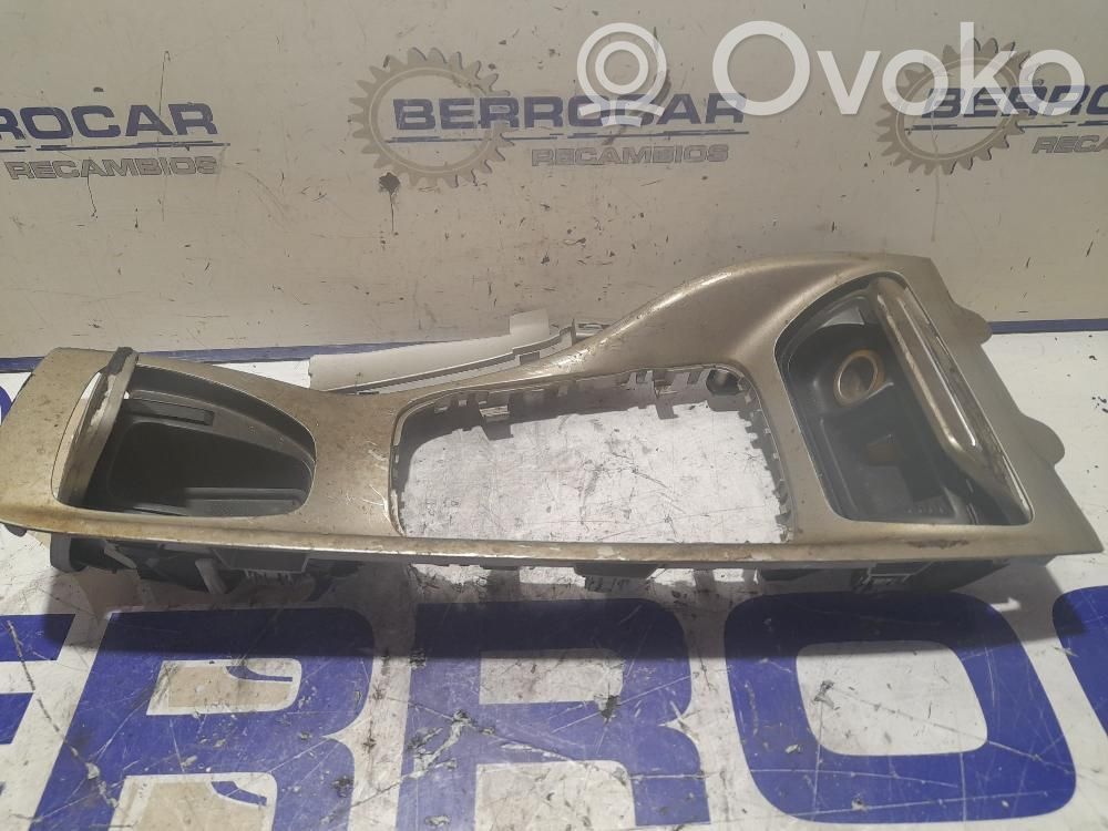 Citroen C5 Consolă centrală 