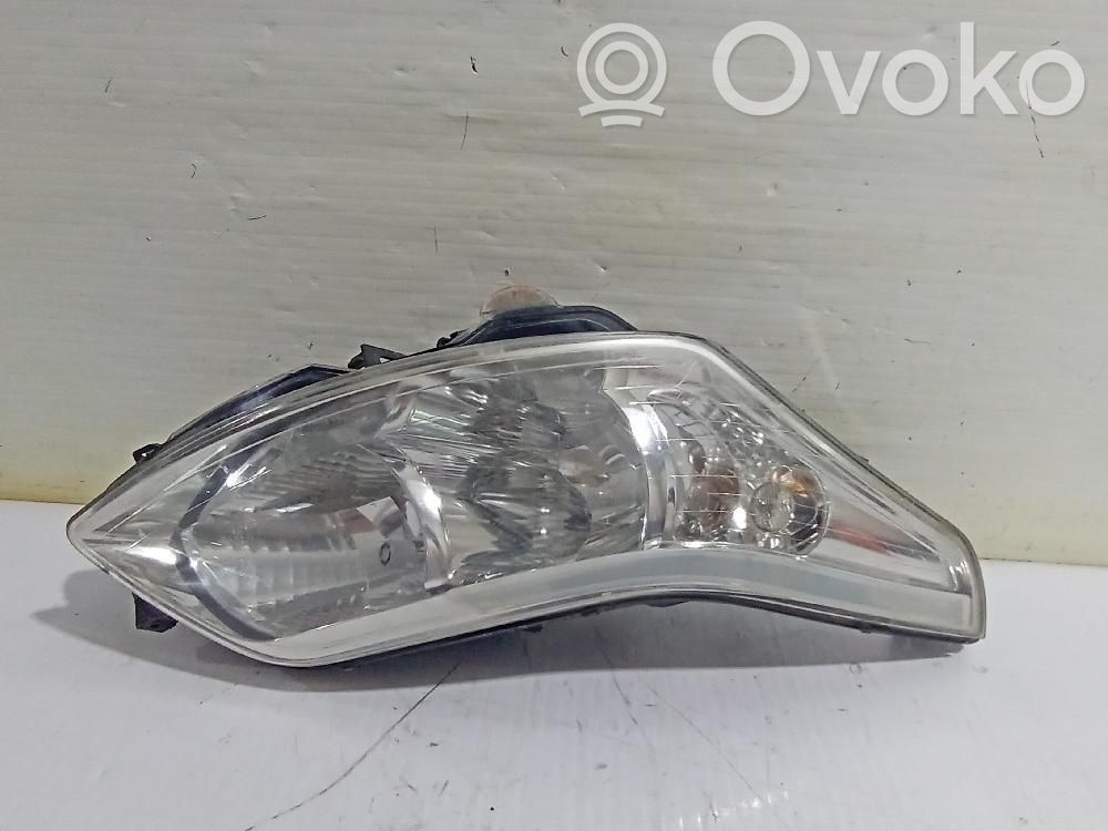 Citroen C4 I Phare frontale 