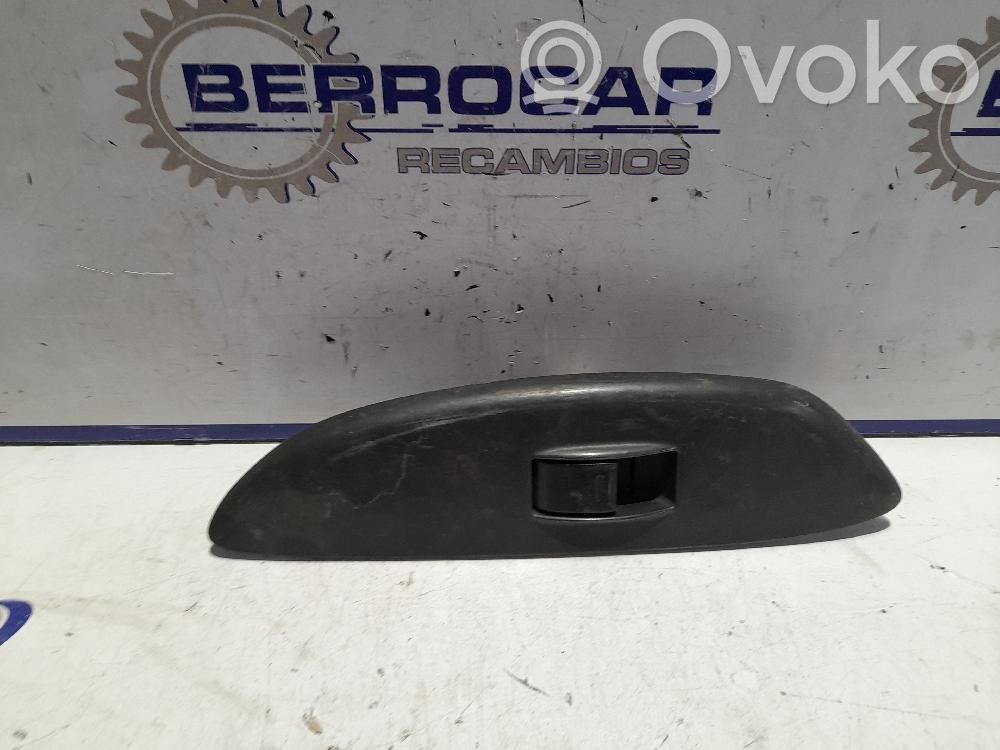 Toyota Corolla E120 E130 Electric window control switch 