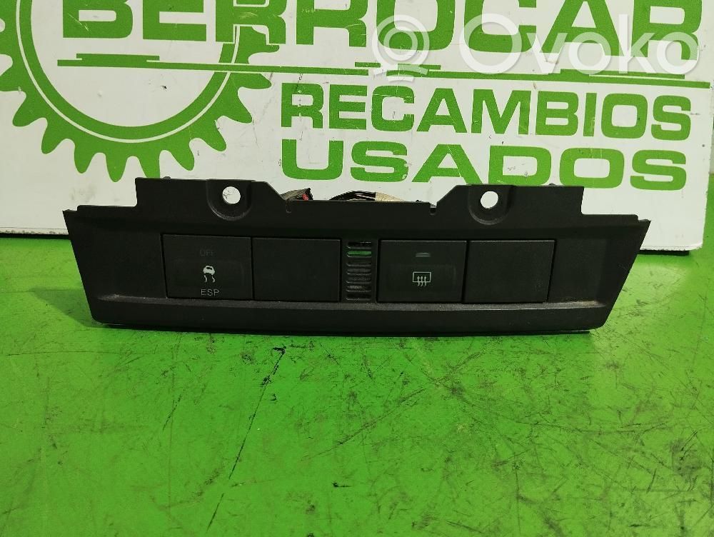 Otros interruptores/perillas/selectores   4M5113D734BB