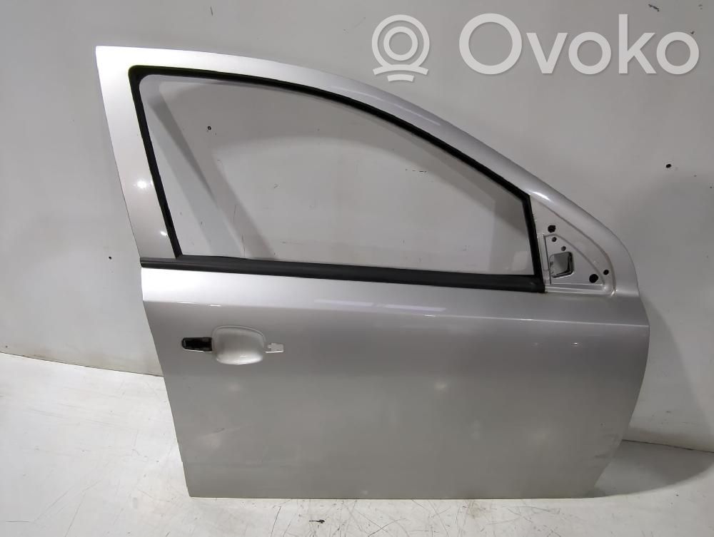 Opel Astra H Puerta delantera 