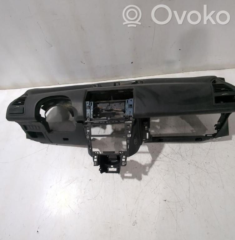 Citroen C4 I Панель 