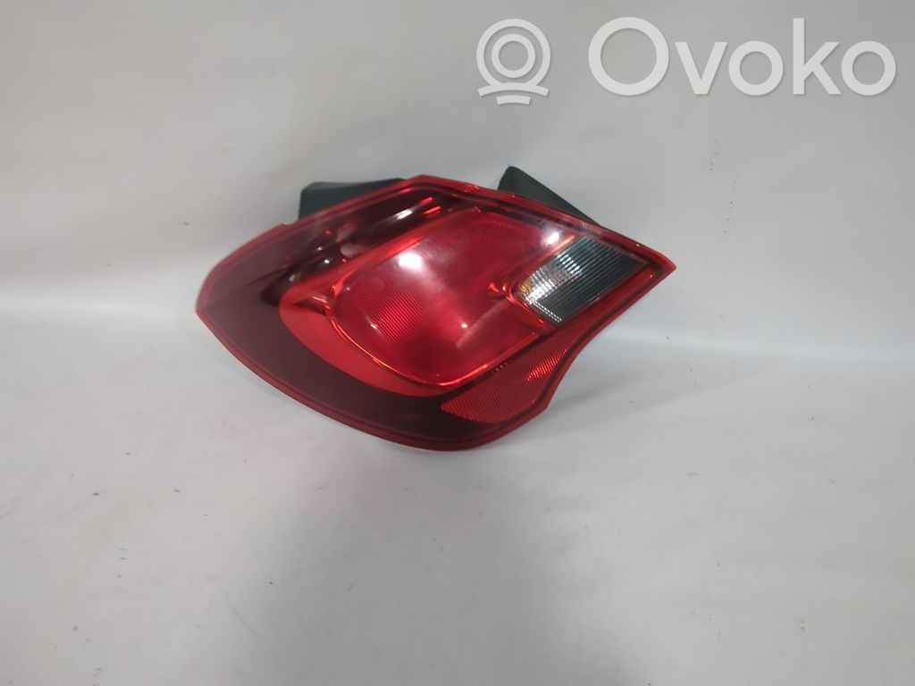 Opel Corsa E Luci posteriori 
