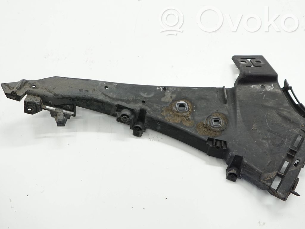 Audi Q7 4L Rear bumper mounting bracket 