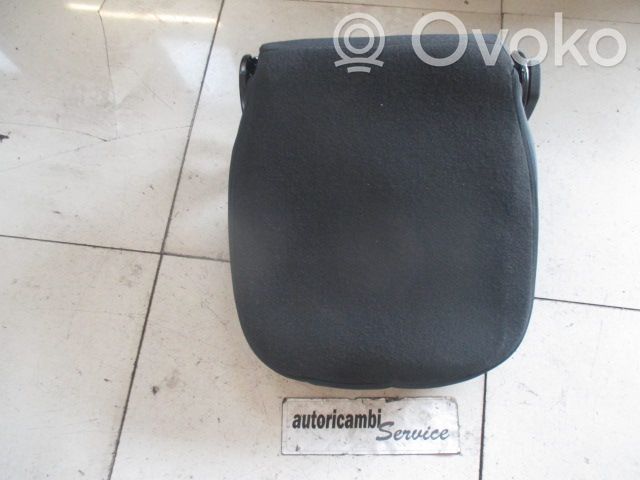 Citroen C2 Takaistuin 
