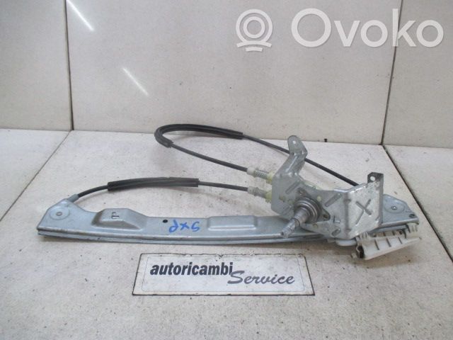 Regulador manual de la ventanilla trasera   A4547300146