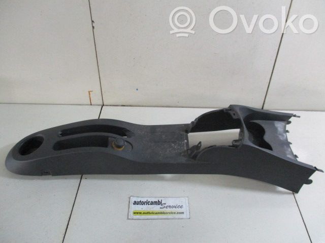 Renault Clio III Center console 