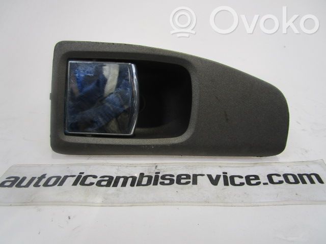 Lancia Musa Manecilla interna puerta delantera 