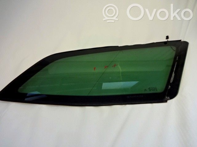 Citroen C5 Rear side window 
