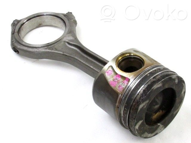 Porsche Panamera (971) Piston avec bielle 