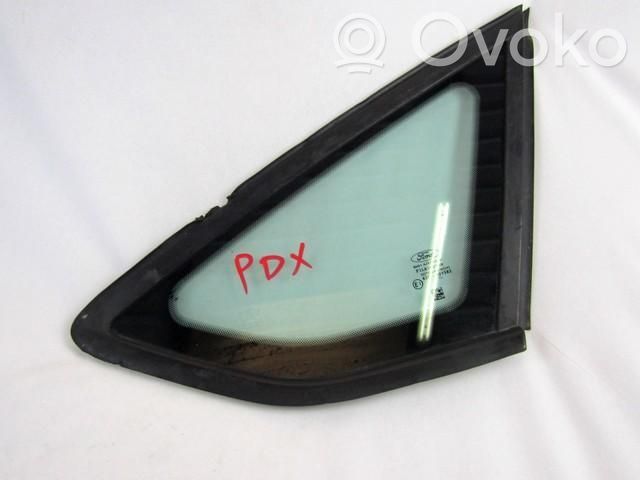 Ford Focus Geam lateral spate 