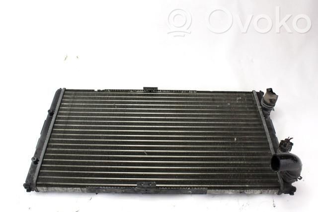 Volkswagen Polo III 6N 6N2 6NF Chłodnica