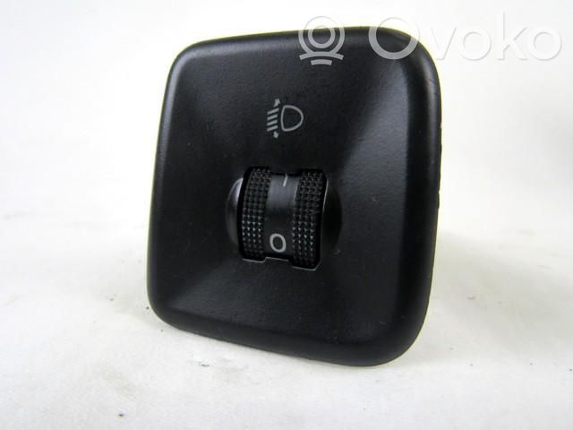 Headlight level height control switch   4L1941301
