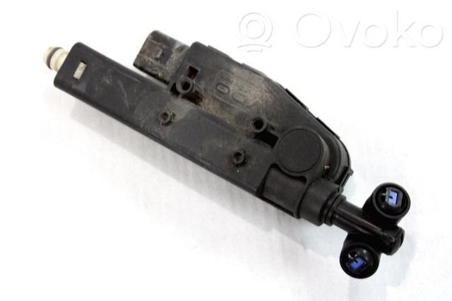 Headlight washer pump   4E0955965A