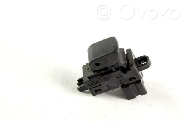 Comutator comandă geamuri electrice   25411JD000