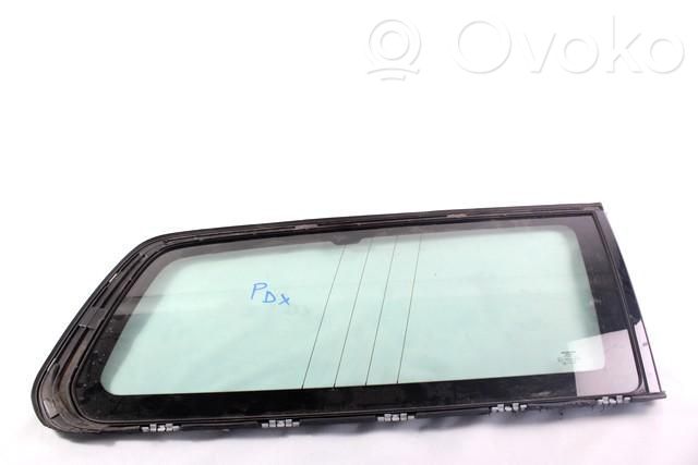 Volvo V70 Geam lateral spate 