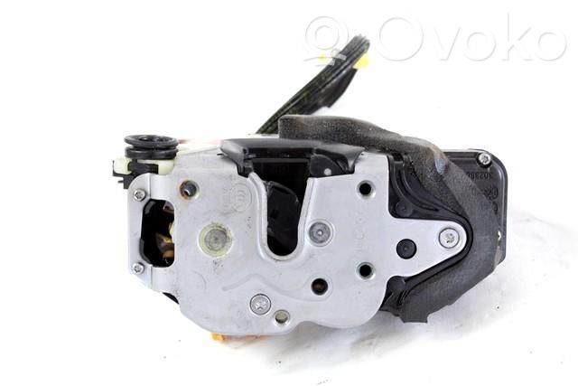 Opel Astra J Serratura portiera anteriore