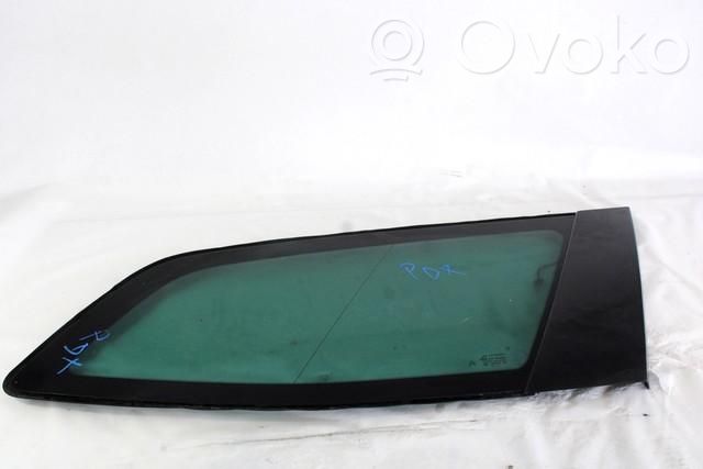Citroen C5 Rear side window 