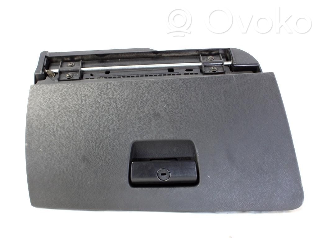 Glove box set   51167075479