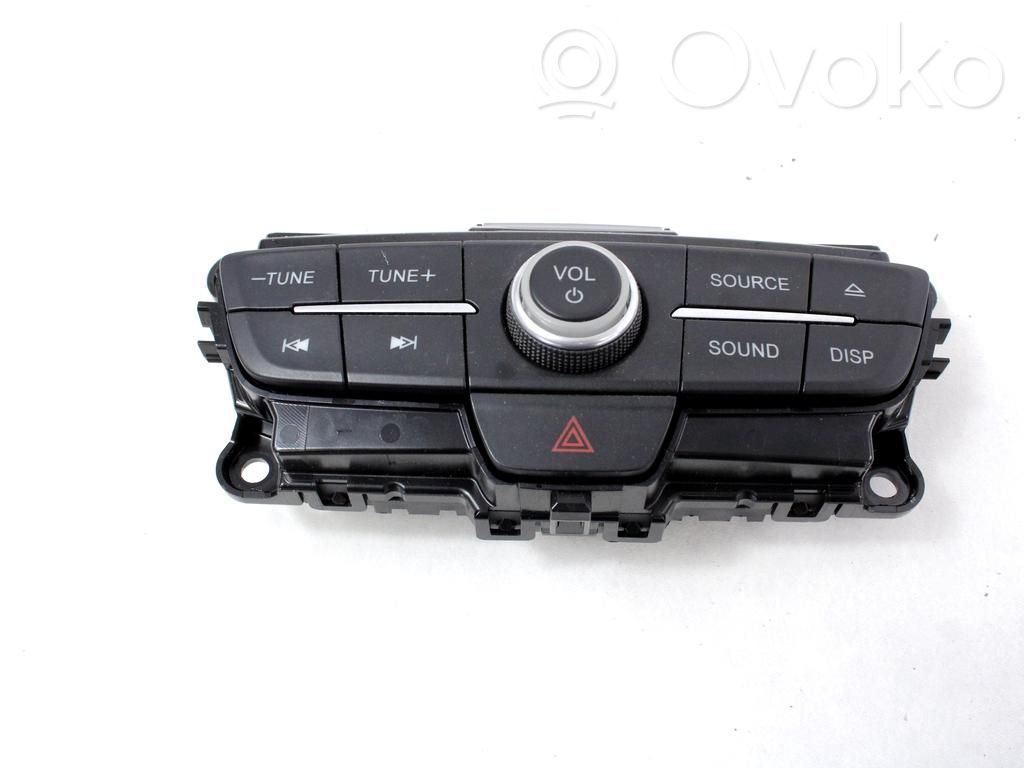 Ford Focus Panel / Radioodtwarzacz CD/DVD/GPS