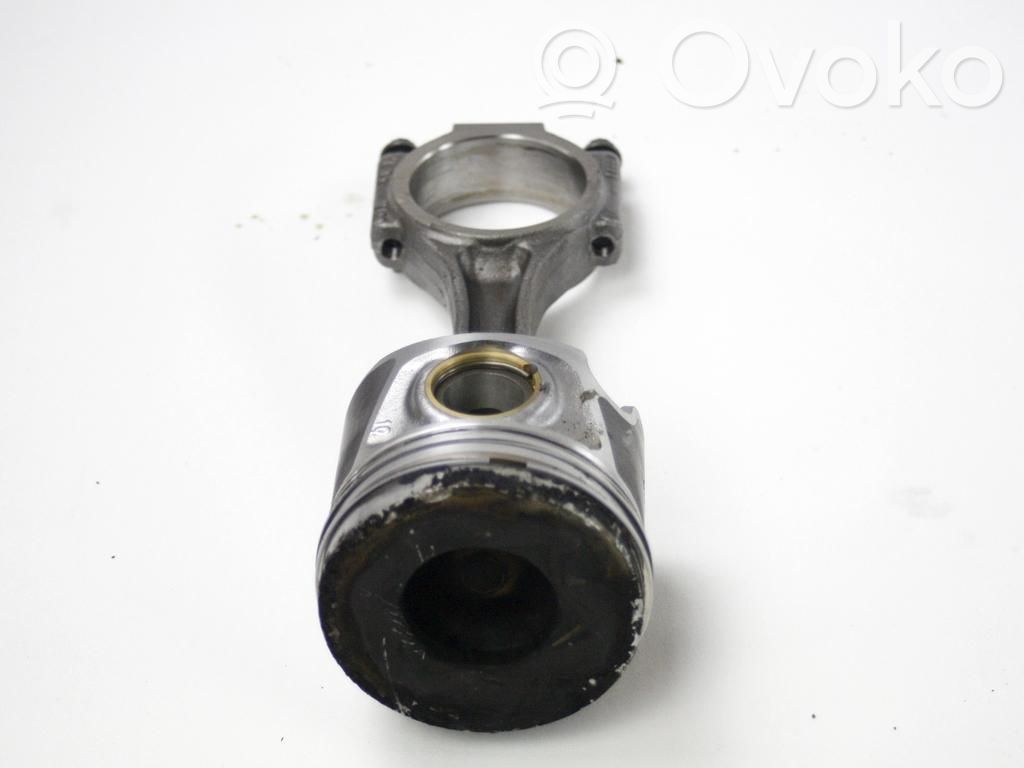 Piston cu bielă   038198401F