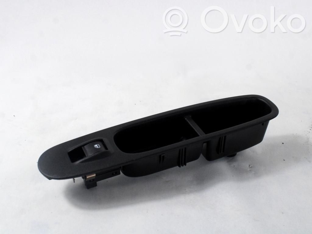 Electric window control switch   735531347