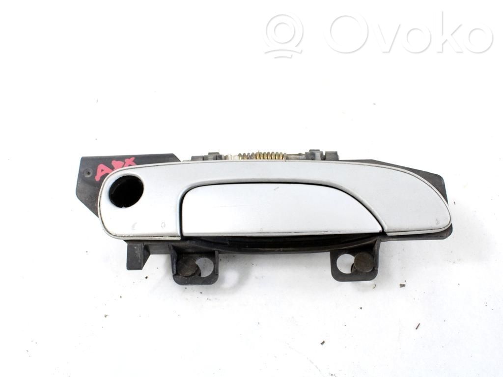 Ford Mondeo MK II Klamka zewnętrzna drzwi tylnych 
