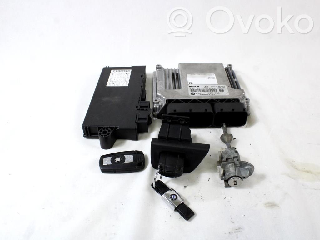 BMW 1 E81 E87 Komputer / Sterownik ECU i komplet kluczy 