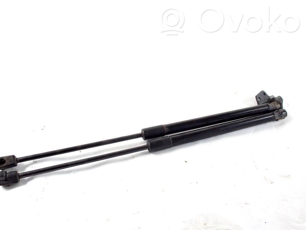 KIA Rio Front bonnet/hood damper/strut 