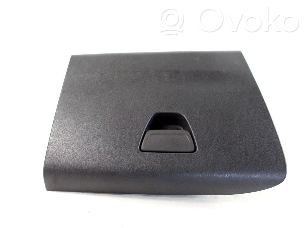 Glove box set   E3B5A06010A