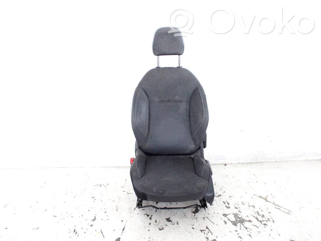 Citroen C3 Kuljettajan istuin 