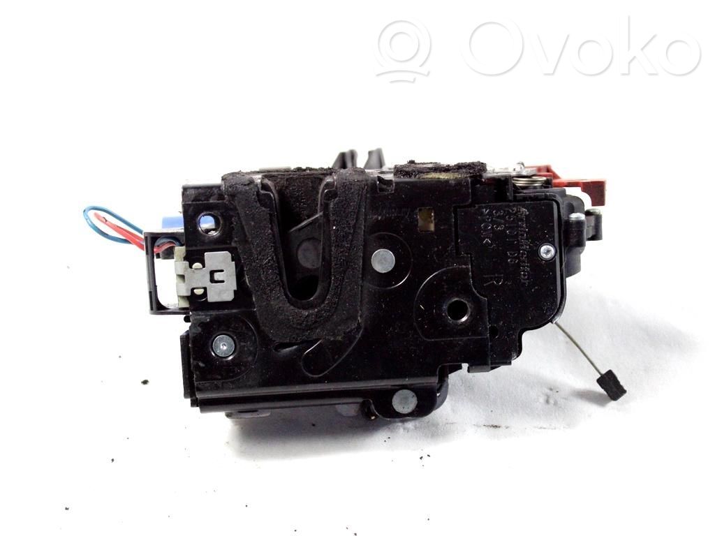 Skoda Fabia Mk2 (5J) Serratura portiera anteriore