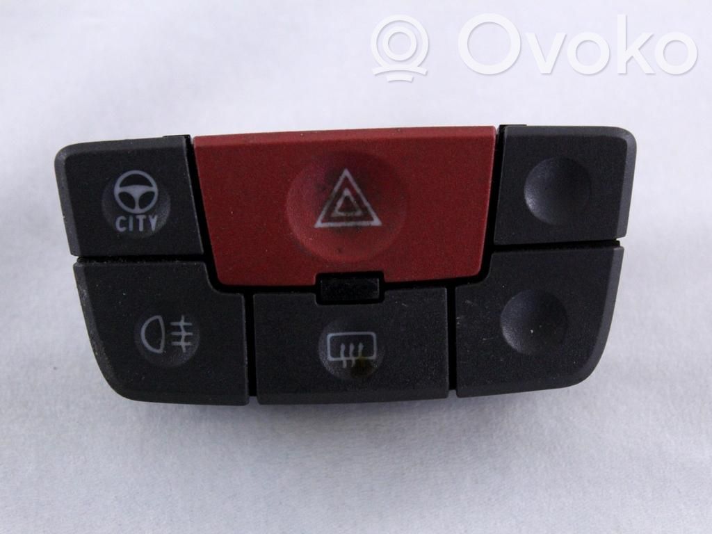 Fiat Panda II Interruttore luci di emergenza