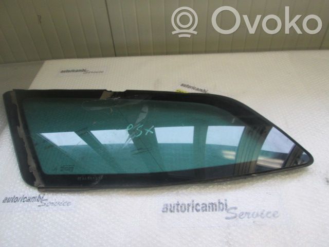 Citroen C5 Rear side window 