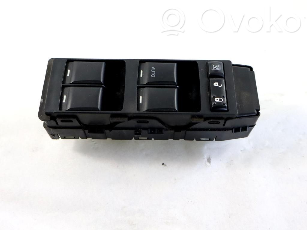 Jeep Patriot Electric window control switch 