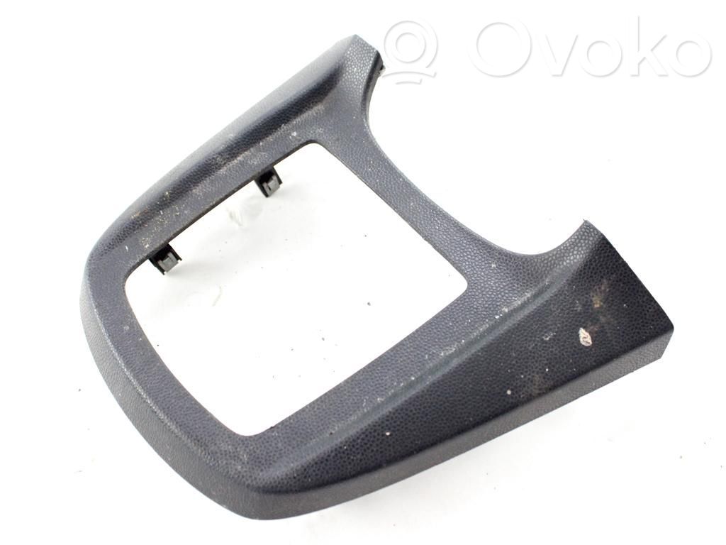 Ford Fiesta Muu keskikonsolin (tunnelimalli) elementti 