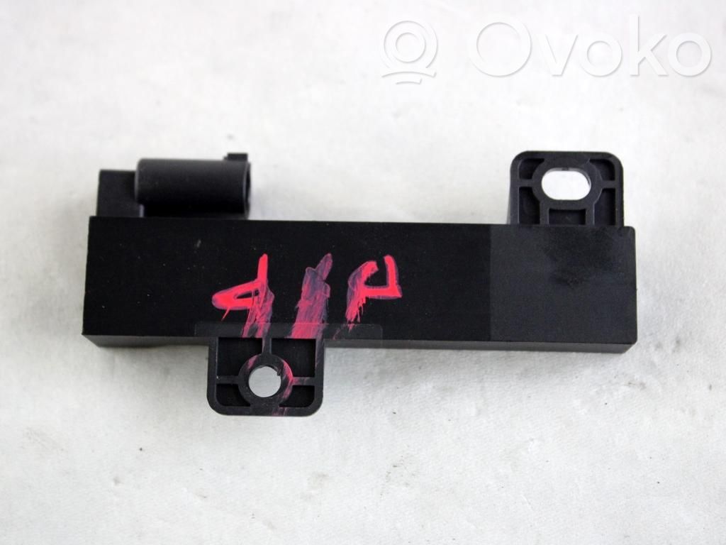 Jeep Grand Cherokee Amplificator antenă aeriană