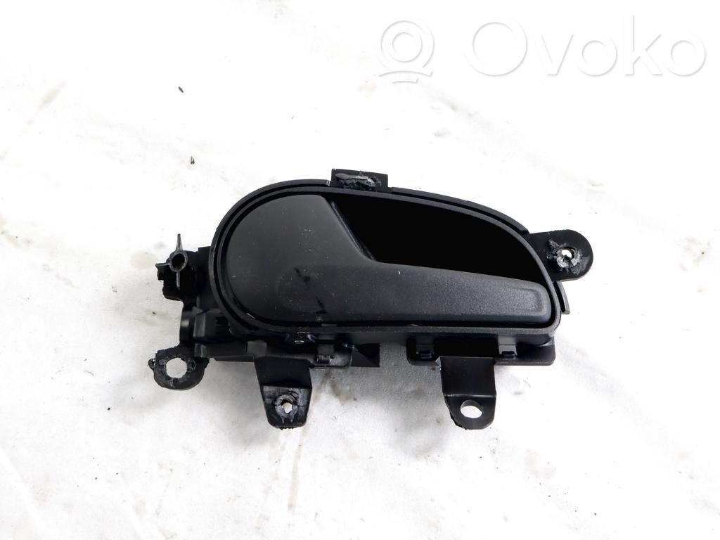 Volkswagen Up Manecilla interna puerta delantera 