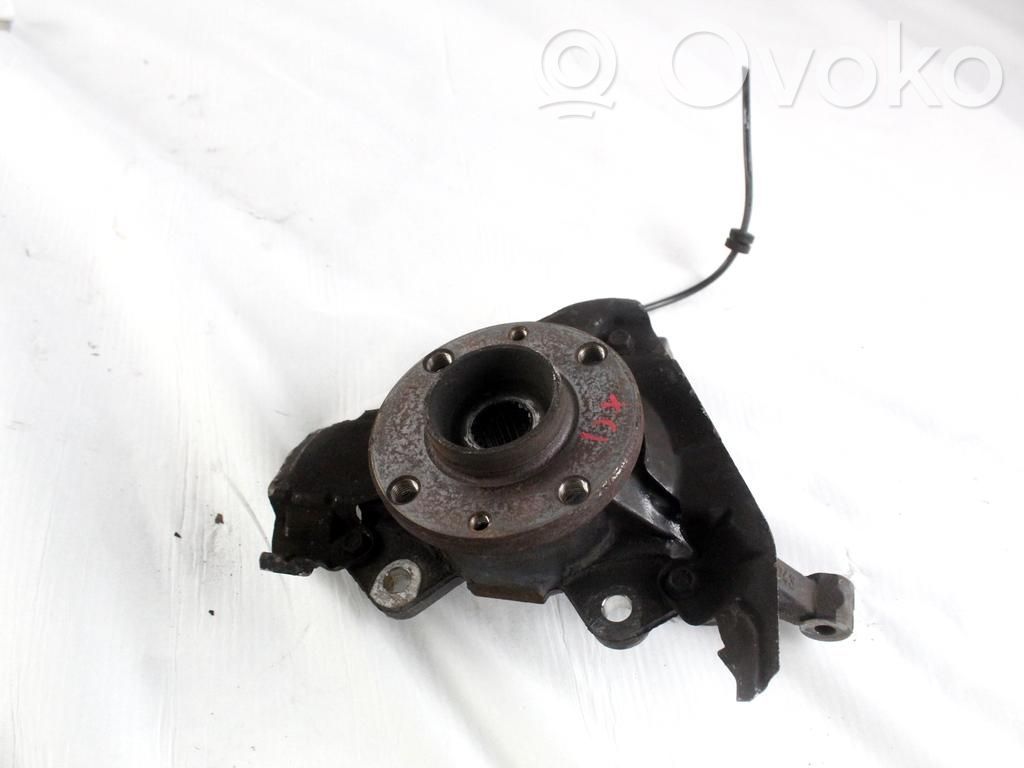 Achsschenkel vorne   50702043